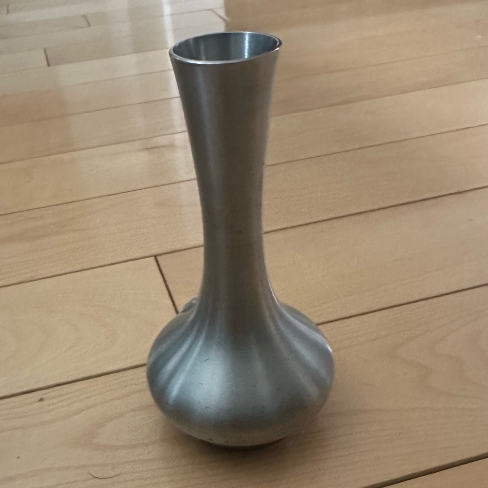 Selangor Pewter Elegant  small Vase